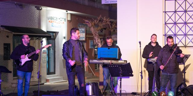 Πλατεία Καμπάνας: Συναυλία με τον Άγγελο Ανδρεάτο [30.12.2022]
