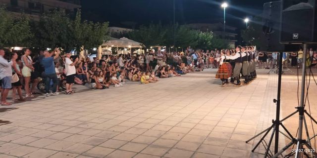 Μια φανταστική μουσικοχορευτική παράσταση σύμβολο της Ελληνοσερβικής φιλίας στον Πόρο Κεφαλονιάς!