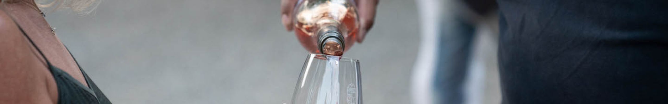 Kefalonia Winemakers : «DRINK PINK» εκδήλωση με το Ροζέ κρασί του καλοκαιριού @Νάπιερ [06.08.2022]