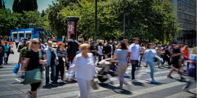 Πληρωμές e-ΕΦΚΑ και ΔΥΠΑ: Ποιοι θα δουν από σήμερα χρήματα
