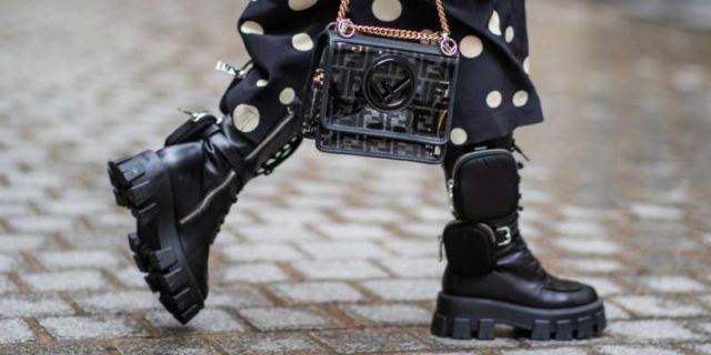 Έτσι θα φορέσετε τα chunky sole boots σας την ημέρα της Πρωτοχρονιάς