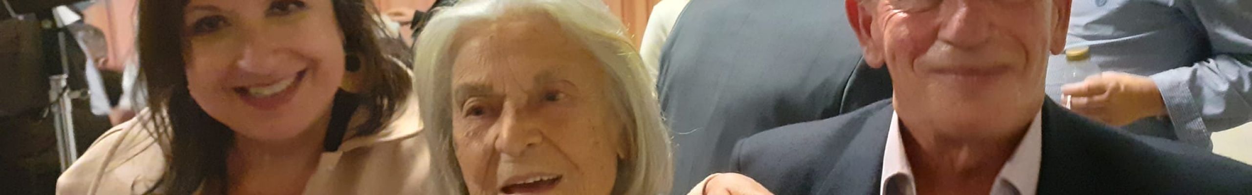 Με μεγάλη επιτυχία πραγματοποιήθηκε η εκδήλωση των πολιτιστικών συλλόγων “Το Φανάρι” & “Ριφόρτσο” προς τιμή της κας Ντίνας Σταθάτου – Σπαθή!