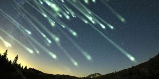 Μεγάλη Παρασκευή με βροχή από πεφταστέρια