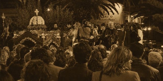 ΡΕΤΡΟ: Η περιφορά του Επιταφίου στο Αργοστόλι το 2005