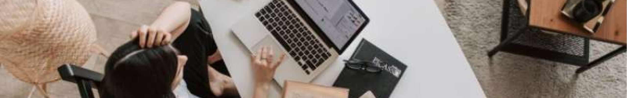Τηλεργασία: 7 τρόποι να καταπολεμήσουμε την κόπωση των τηλεδιασκέψεων