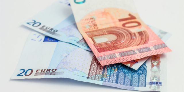 Επίδομα 400 ευρώ για συνταξιούχους: Ποιοι είναι δικαιούχοι, ποιοι μένουν εκτός