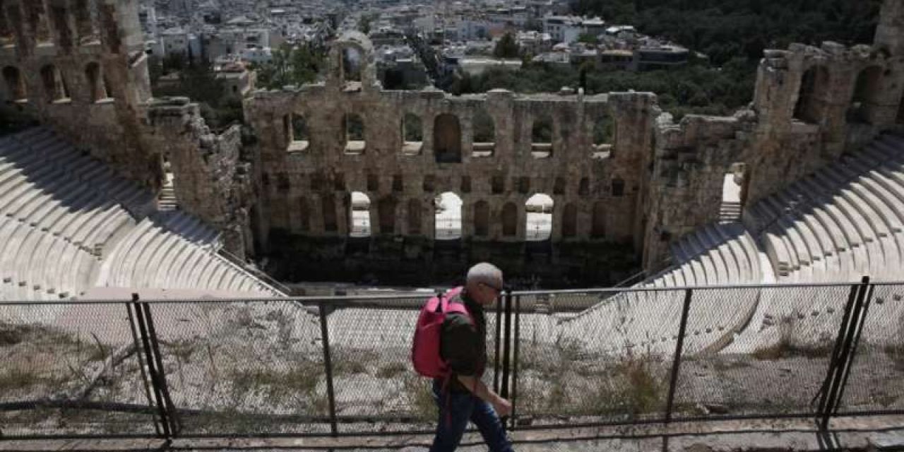 Σηκώνουν αυλαία σήμερα θέατρα και συναυλίες: Σε υπαίθριους χώρους -Ποια μέτρα ισχύουν