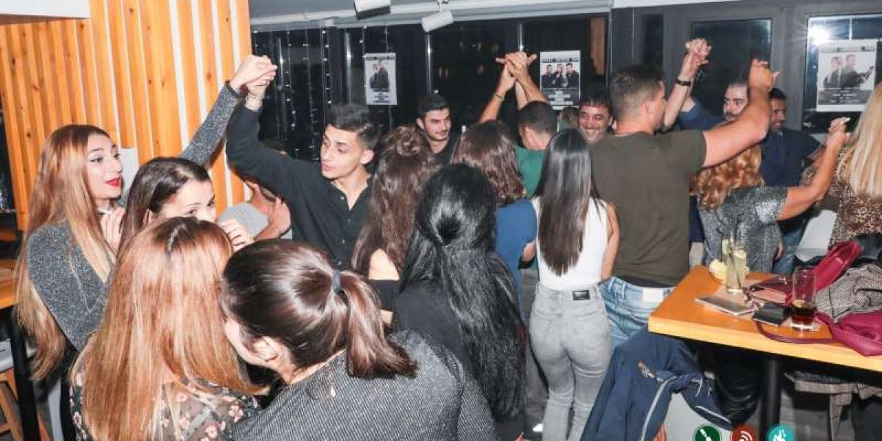 Σαββατόβράδο @ CRAZY GEORGE BAR [30.11.2019]