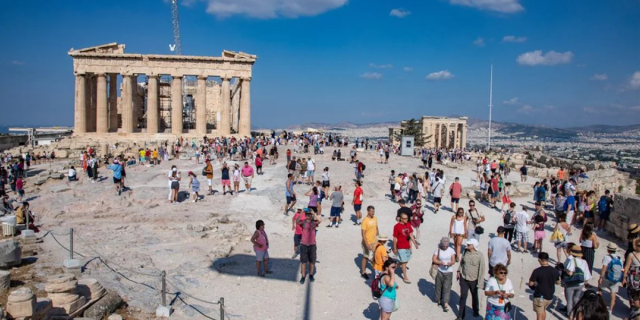 Αισιόδοξα τα μηνύματα για την τρέχουσα τουριστική περίοδο: Τι αλλάζει στις ταξιδιωτικές συνήθειες