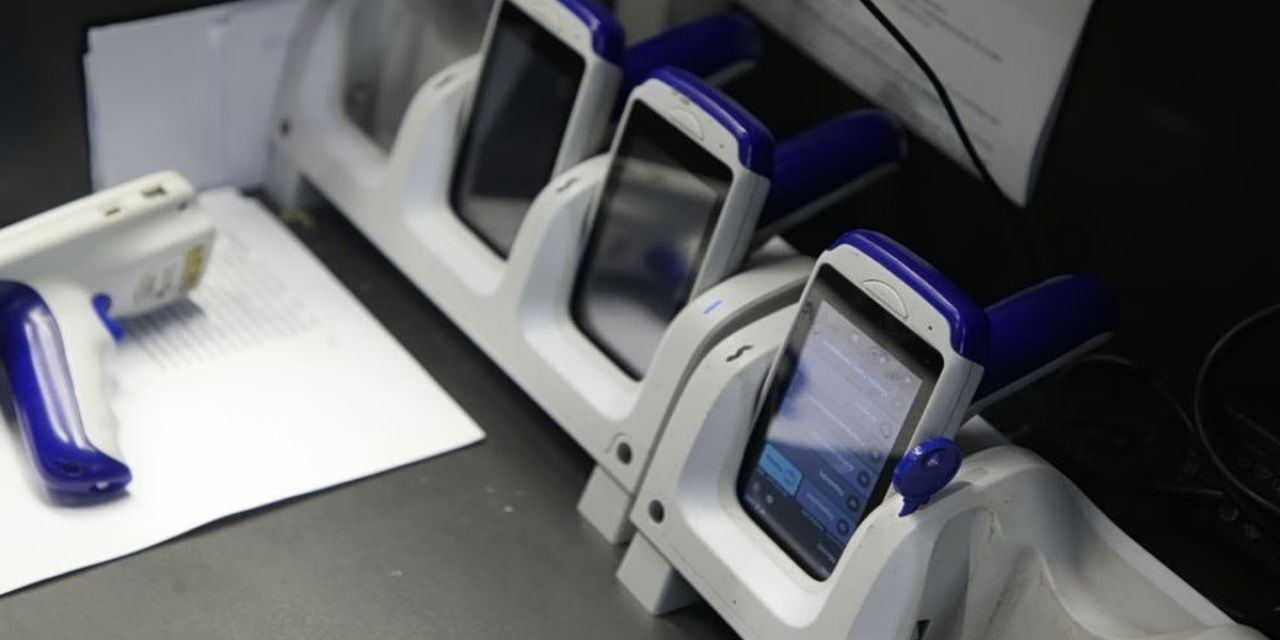 Ψηφιακή κάρτα εργασίας: Επεκτείνεται σε νέους κλάδους – Πότε ξεκινάει η εφαρμογή της β’ φάσης