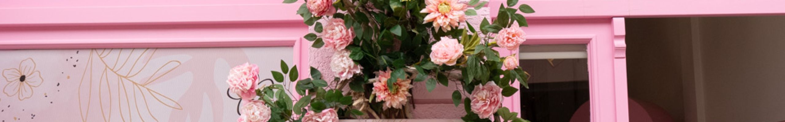 Το κατάστημα «Beauty Bar» συνεχίζει και ομορφαίνει