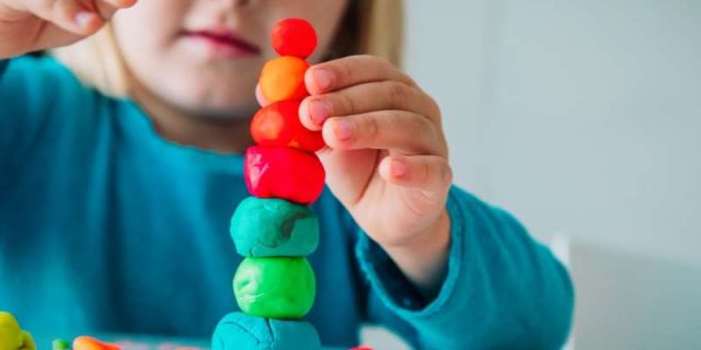 Δημιουργική απασχόληση: Ιδέες για ευφάνταστες κατασκευές με πλαστελίνη!