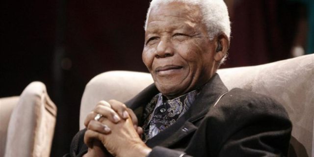Νέλσον Μαντέλα: Ο εμβληματικός αγωνιστής κατά των φυλετικών διακρίσεων