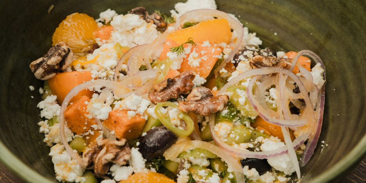 Σαλάτα με γλυκοπατάτες και φέτα Τραχειάς