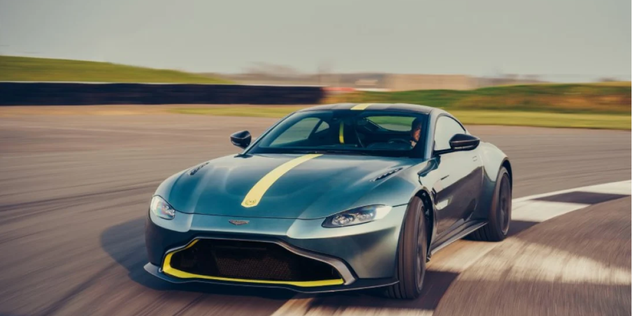 Πότε θα παρουσιαστεί η νέα Aston Martin Vantage;