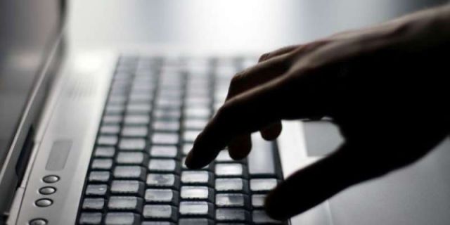 Επίθεση της Διεθνούς Αμνηστίας σε Facebook και Google: Το οικονομικό μοντέλο τους «απειλεί τα ανθρώπινα δικαιώματα»
