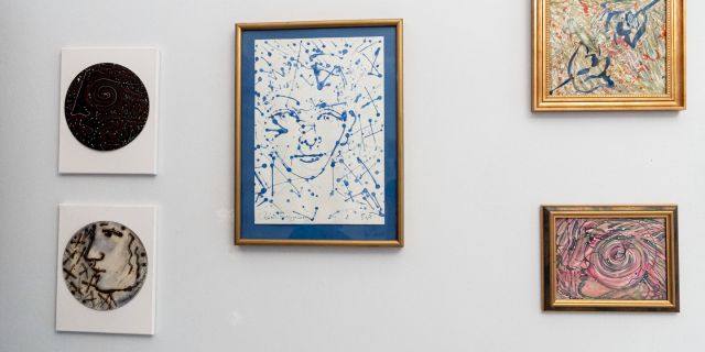 Κώστας Ευαγγελάτος: Εγκαίνια εικαστικής έκθεσης «Εγκόλπια Ιάματα Τέχνης» @Villa Ροδόπη [09.07.2024]