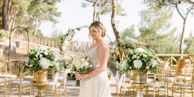 Η Mythos Weddings αναζητά νέα άτομα για να ενταχθούν στην ομάδα τους