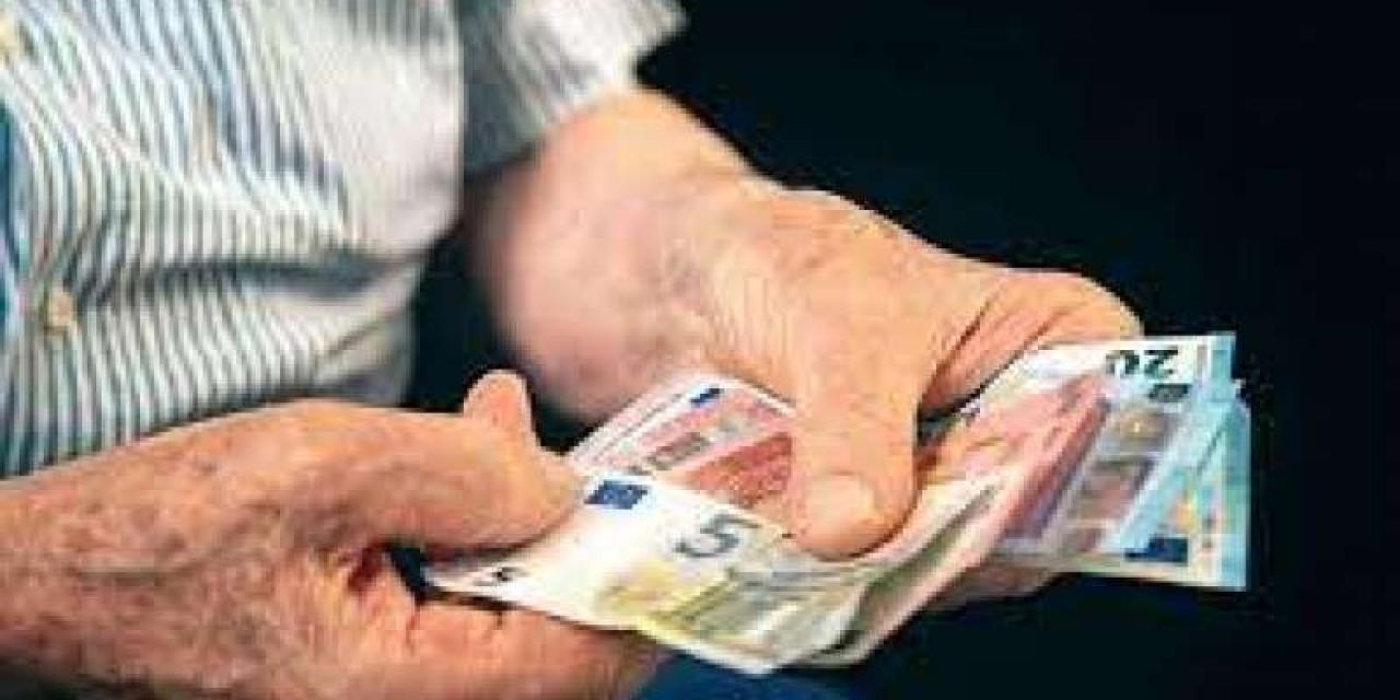 Υπολογιστής σύνταξης 2022: Δείτε πόση σύνταξη δικαιούστε και πότε μπορείτε να την πάρετε