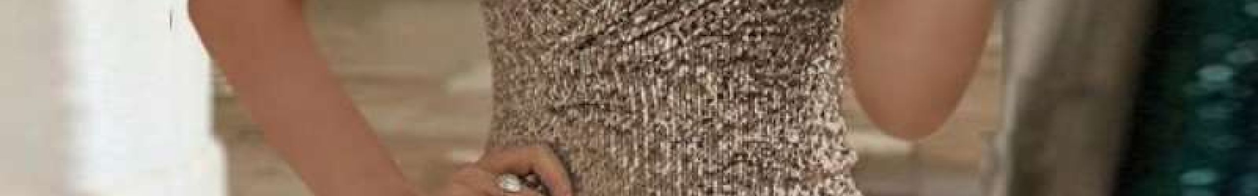 4 βραδυνά φορέματα για μοναδικές καλοκαιρινές εμφανίσεις