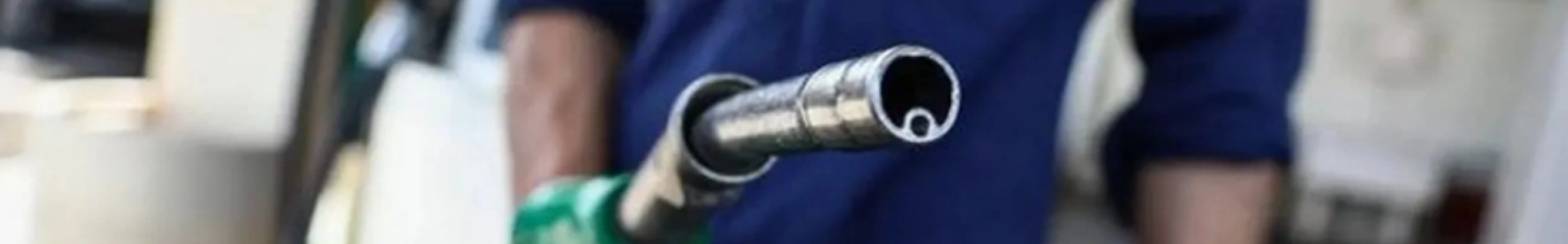 Κυκλάδες, Δωδεκάνησα και Κεφαλονιά έχουν την πιο ακριβή βενζίνη – Πού έπεσε κάτω από τα δύο ευρώ