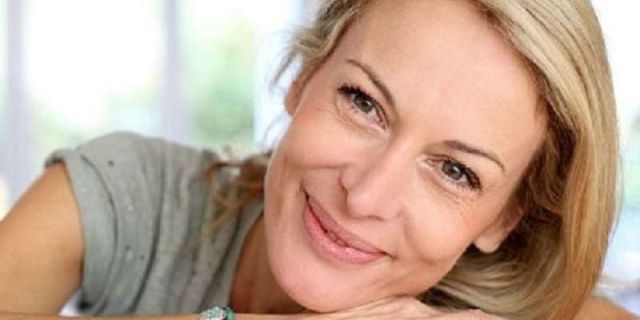 Τι συμβαίνει στο σώμα και την ψυχολογία κατά την εμμηνόπαυση;