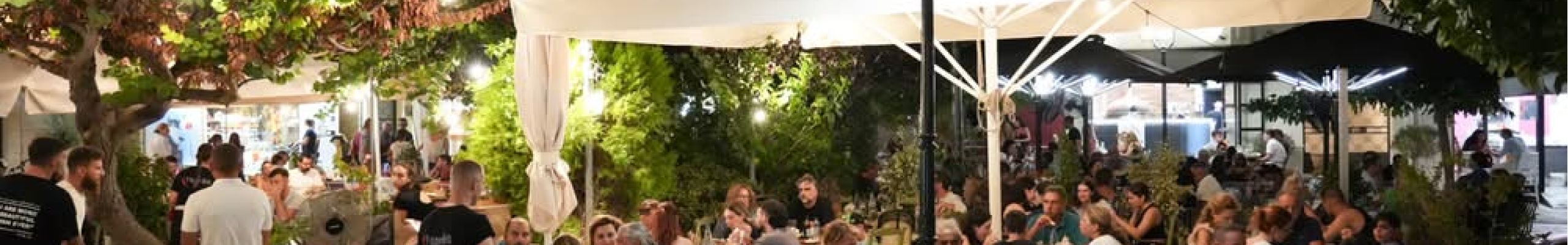 Το κατάτημα Paprika grill house αναζητά προσωπικό