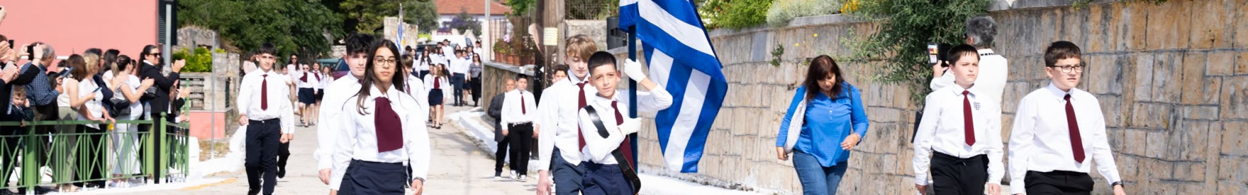 Κατάθεση στεφάνων και παρέλαση στις Κεραμειές [21.05.2026]