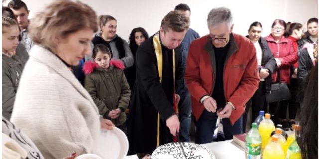Κόπηκε η βασιλόπιτα στην Καθολική Ενορία Κεφαλληνίας