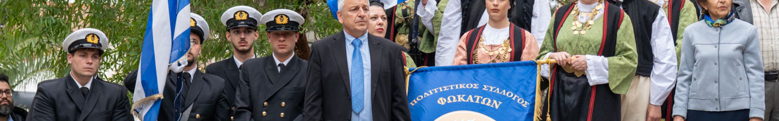 Κατάθεση στεφάνων στο Μνημείο Ηρώων στο Νάπιερ [25.03.2025]