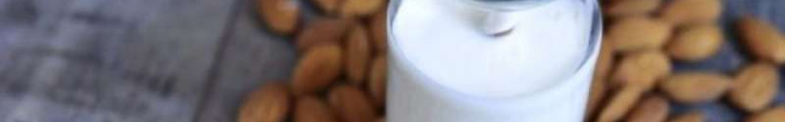 Γάλα αμυγδάλου: Πώς να το φτιάξουμε στο σπίτι