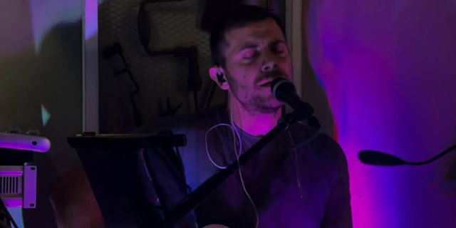 Live μουσική με τον Χρήστο Φωτεινόπουλο την Πρωτομαγιά στο Ληξούρι