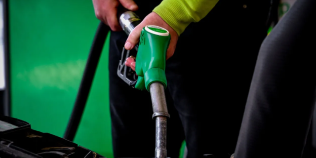 Επιδότηση fuel pass: Από τις 6 έως τις 30 Απριλίου οι αιτήσεις στην πλατφόρμα – Δικαιούχοι και ποσά