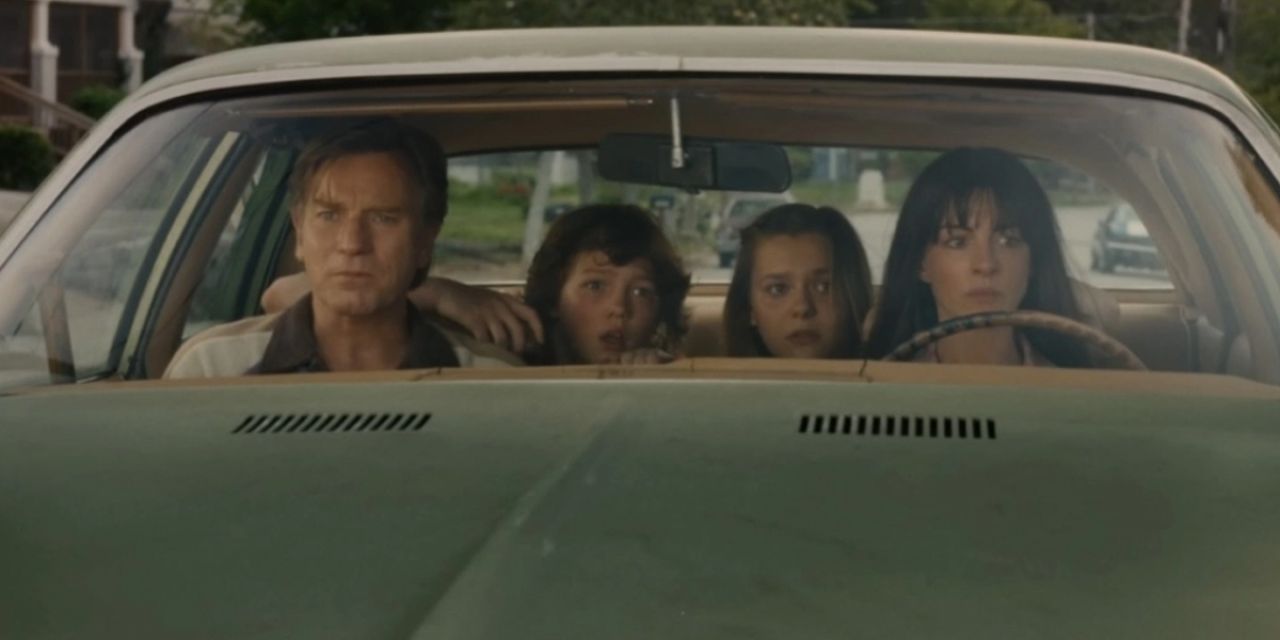 Κυκλοφόρησε το τρέιλερ του «The End of Oak Street» με την Αν Χάθαγουεϊ και τον Γιούαν ΜακΓκρέγκορ
