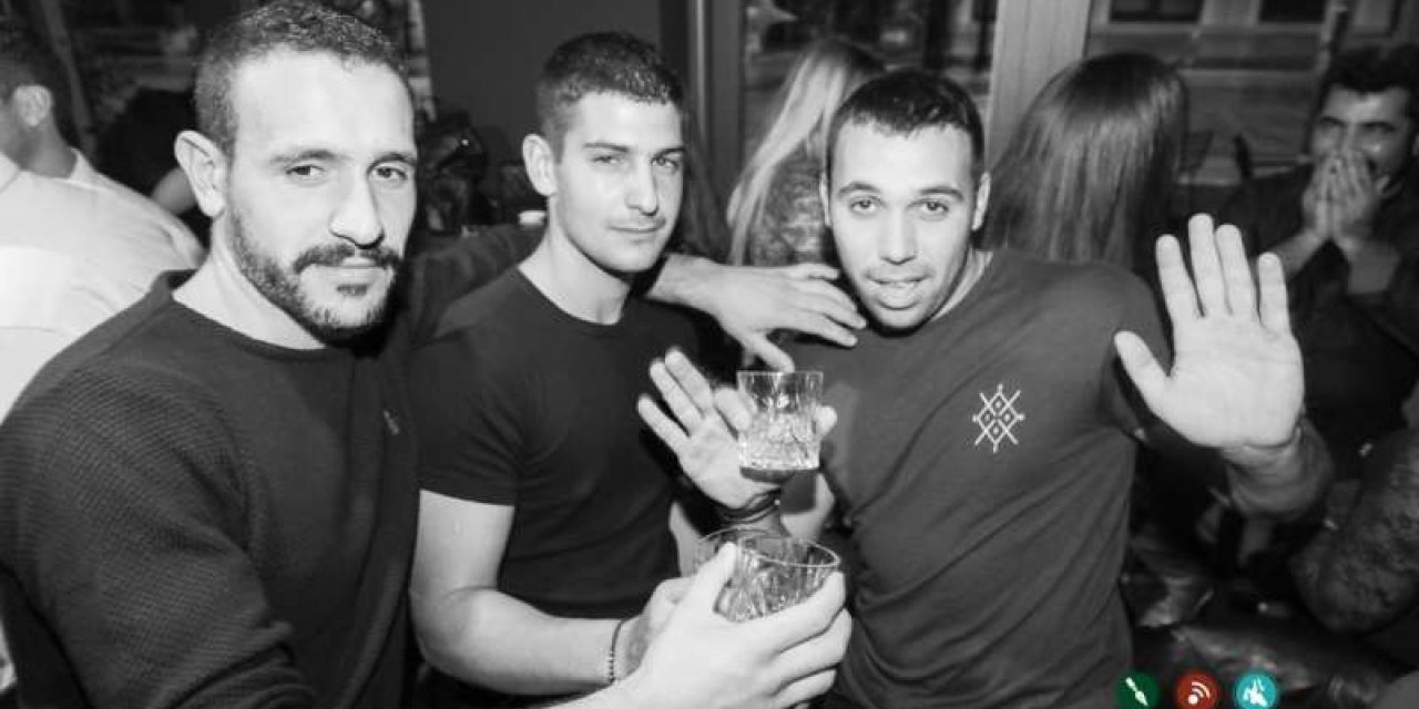 Σάββατο βράδυ @ BEE’S KNEES [09.11.2019]