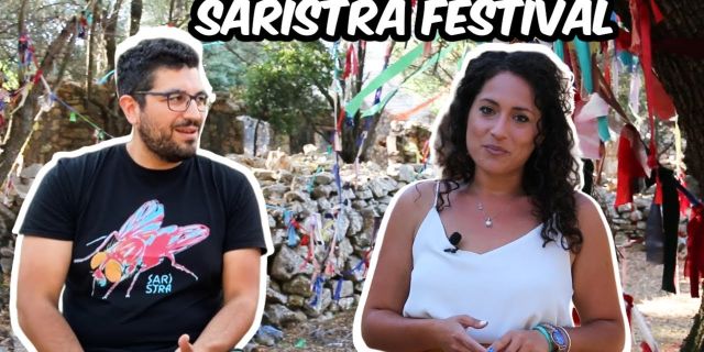 Saristra Festival: Η Ελασσονίτισσα Δέσποινα Χάμου βρέθηκε στην Κεφαλονιά και μας ξενάγησε στα Παλιά Βλαχάτα Σάμης [Βίντεο]