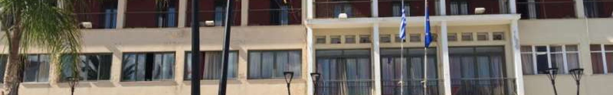Παραστάσεις διαμαρτυρίας για τους συμβασιούχους από τη Νομαρχία Κεφαλονιάς