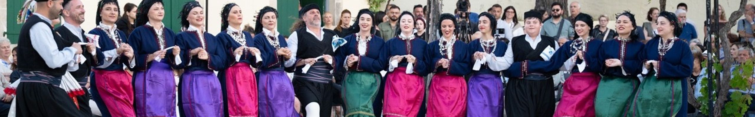 «Τέσσερις Γάμοι, Μία Ρίζα» από τον Σύλλογο «Χορόριζες»