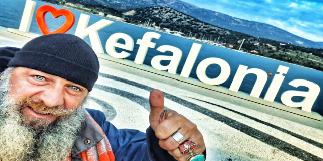 Ο «Πειρατής» του Piratologio στην Κεφαλονιά – Αναζητώντας τους κρυμμένους θησαυρούς του νησιού