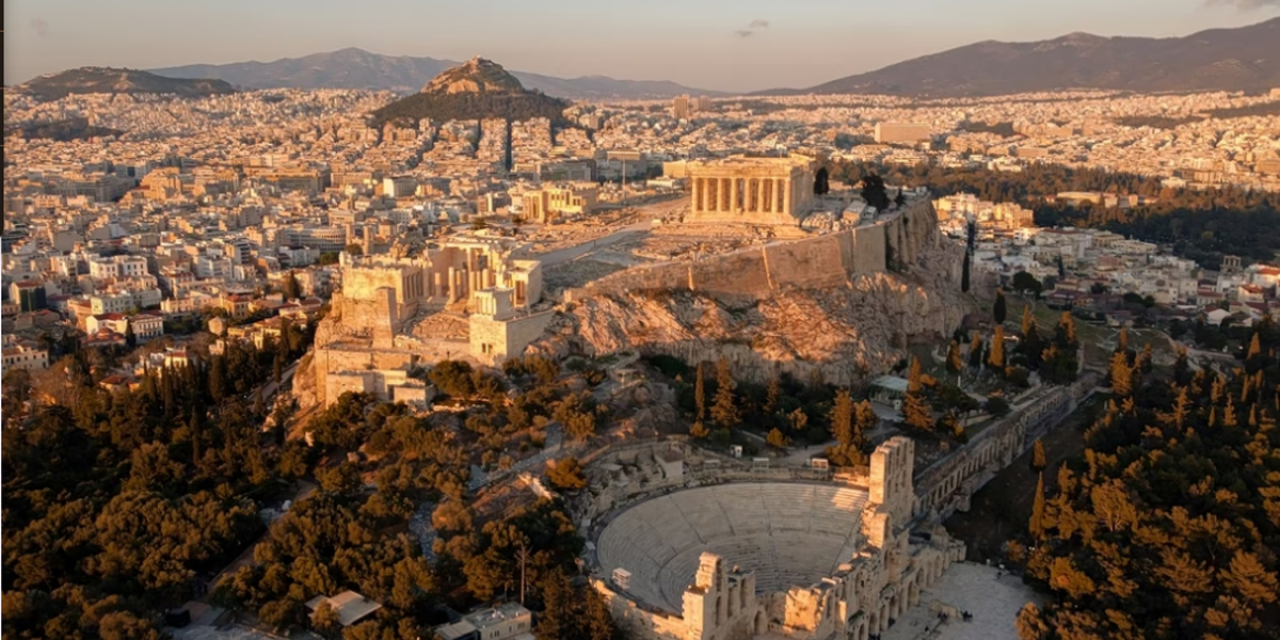 Καλοκαίρι στην Αθήνα: 10 πράγματα που μπορείς να κάνεις για να τη δεις με άλλα μάτια