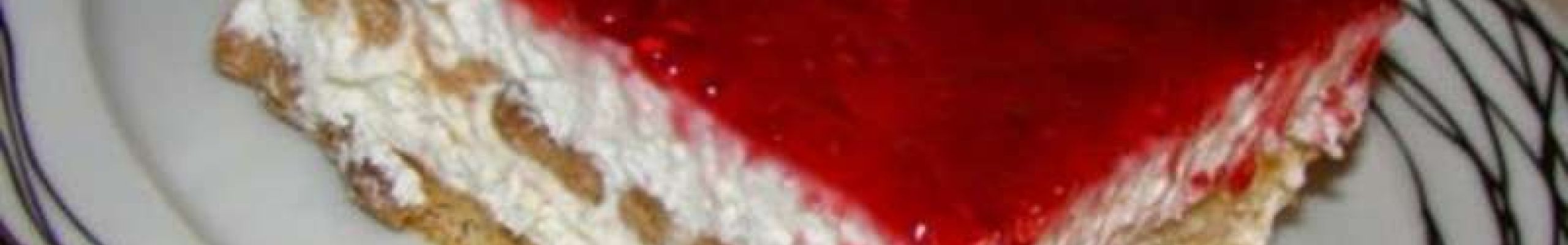 Νόστιμο γλυκό ψυγείου με γιαούρτι και μαρμελάδα