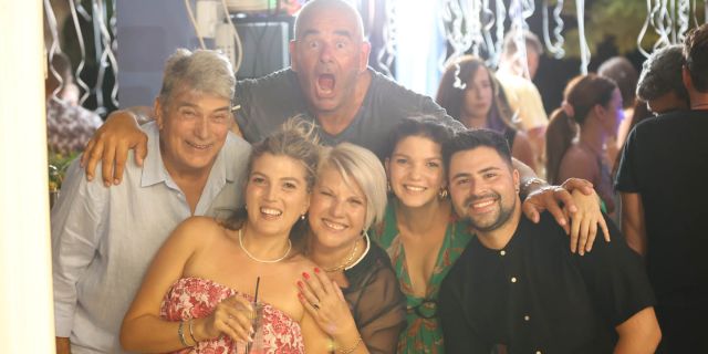 Anemos restaurant: Party για τα 30 χρόνια στα Καμίνια!!!