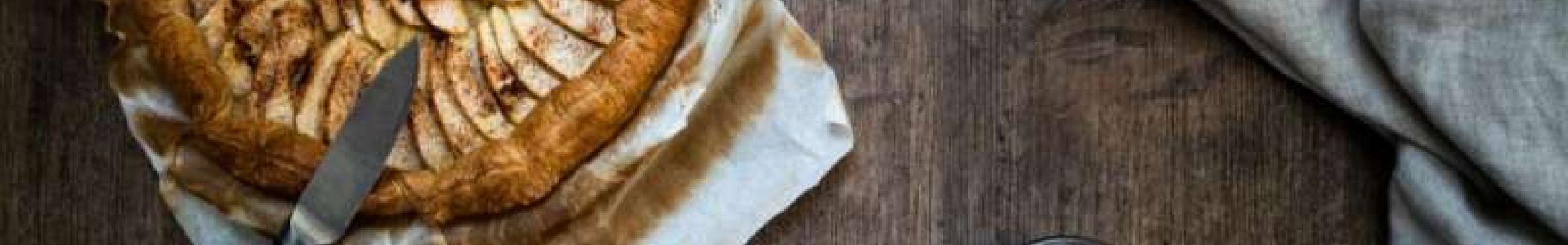Νηστίσιμη μηλόπιτα από τον Στέλιο Παρλιάρο -Πλούσια σε άρωμα και γεύση
