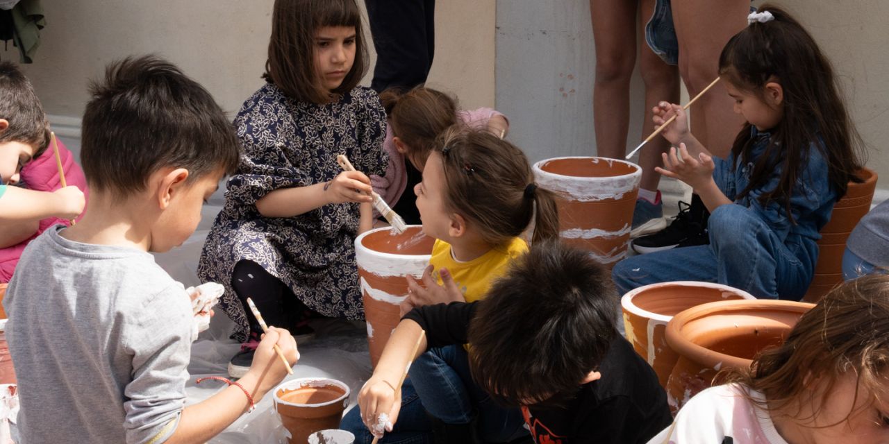 Το «Βάψιμο των Μπότηδων» στην Πλατεία Καμπάνας [17.04.2025]