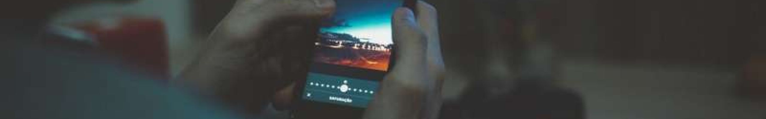 Σχεδόν διπλασιάστηκε ο εθισμός των εφήβων στο διαδίκτυο λόγω lockdown – Τι δείχνει έρευνα του ΕΚΠΑ