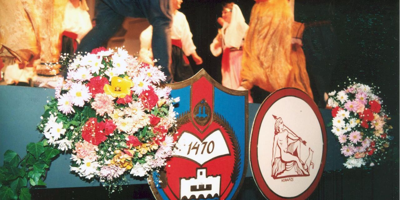 Το μουσικοχορευτικό συγκρότημα ABRASEVIC από την Σερβία σας καλεί να γνωρίσετε τους παραδοσιακούς χορούς της πατρίδας του