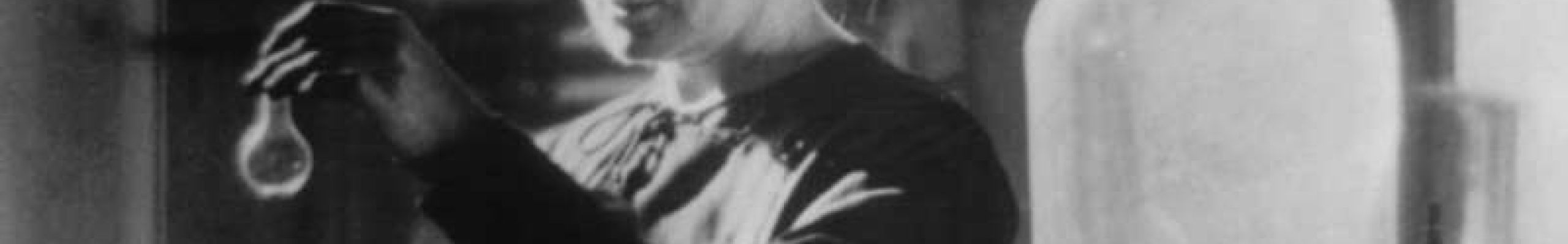 Μαρί Κιουρί: Η πρώτη γυναίκα που κέρδισε Νόμπελ αλλά απασχόλησε το ίδιο έντονα και με την προσωπική της ζωή