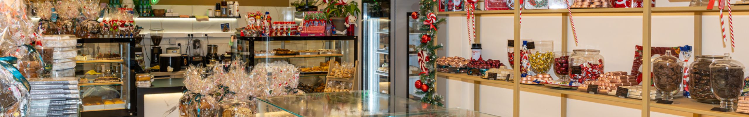 Voskopoula All Day Bistrot: Χριστουγεννιάτικα γλυκίσματα για το εορταστικό σας τραπέζι