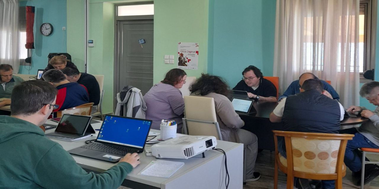 Με επιτυχία ολοκληρώθηκε το πρόγραμμα ψηφιακής εκπαίδευσης ατόμων με αναπηρία στον ΥΠΕΡΙΩΝΑ