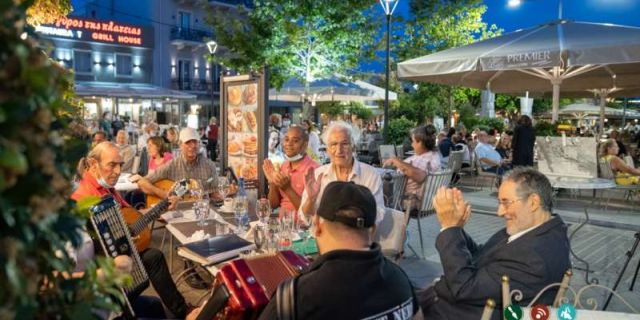 Κυριακή βραδύ με κανταδόρους στο «Premier» [20.06.2021]